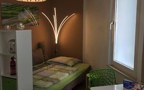 32Qm. Little Home